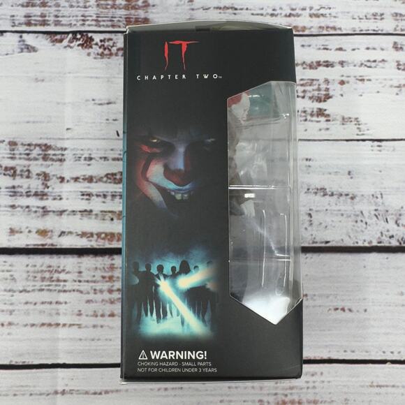 Pennywise "IT" Chapter Two Culterfly 3" Collectible Vinyl Figure - Picture 3 of 6